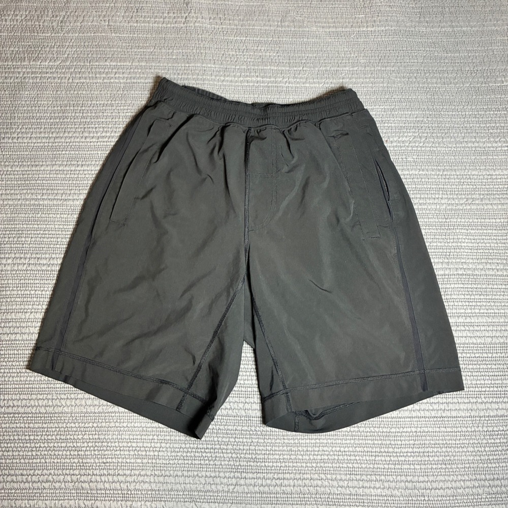 Lululemon Pace Breaker Shorts Mens Medium Black Gray 9" Inseam Lined Athletic